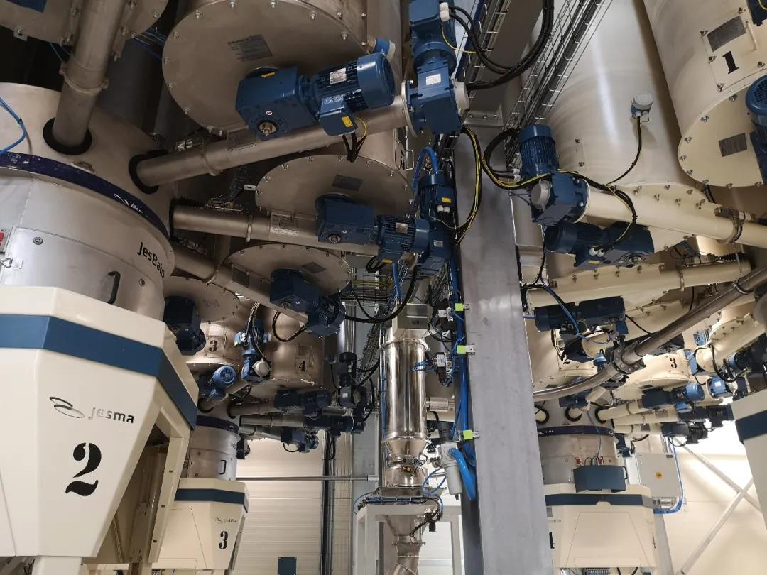  配料稱重控制系統在粉體配料系統的應用